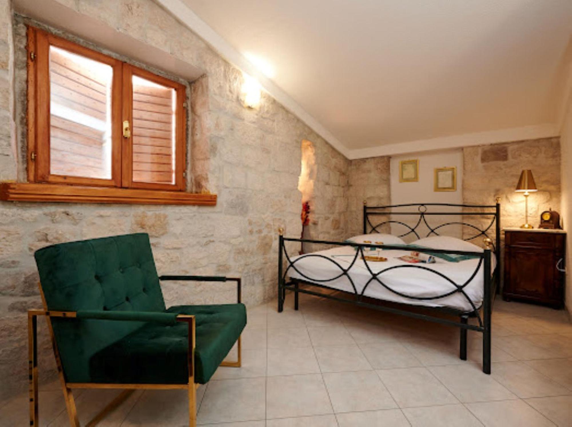 Guesthouse Ana Trogir Old Town Szoba fotó